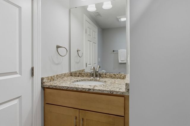 161 Broad St 2, Hudson, MA 01749