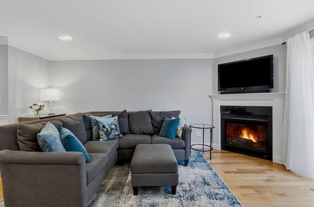 161 Broad St 2, Hudson, MA 01749
