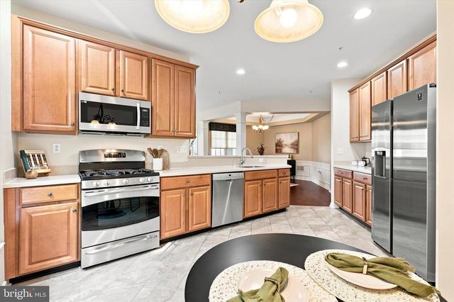 6102 LILAC CT, Upper Gwynedd, PA 19446