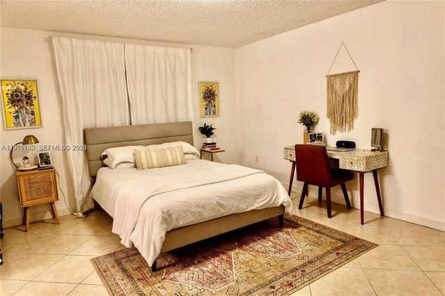 21 SW 113th Ave 103, Sweetwater, FL 33174