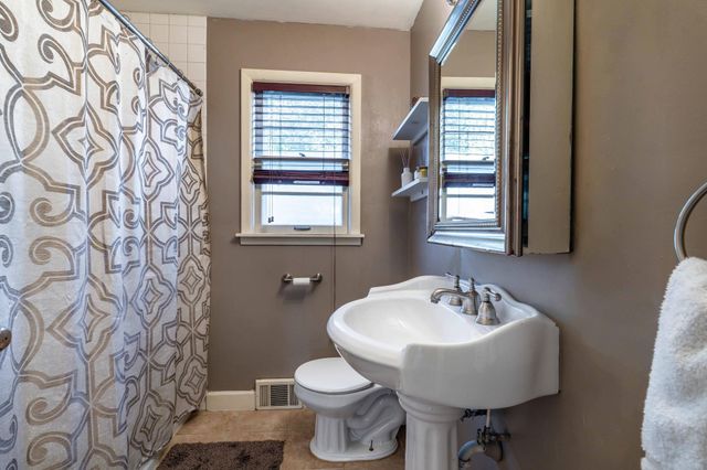 509 W Douglas Avenue, Fergus Falls, MN 56537