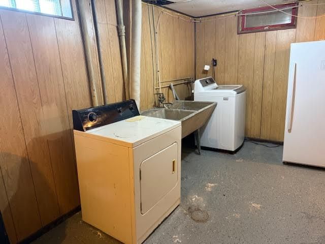 509 W Douglas Avenue, Fergus Falls, MN 56537