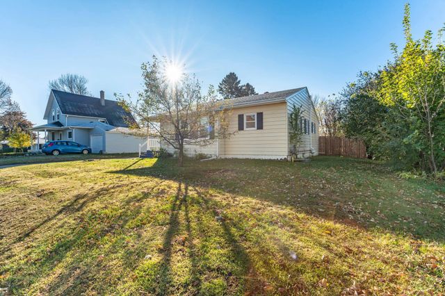 509 W Douglas Avenue, Fergus Falls, MN 56537