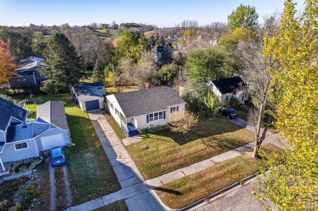 509 W Douglas Avenue, Fergus Falls, MN 56537