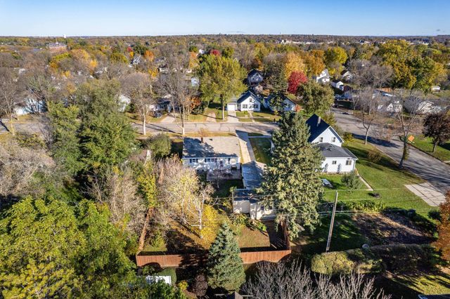 509 W Douglas Avenue, Fergus Falls, MN 56537