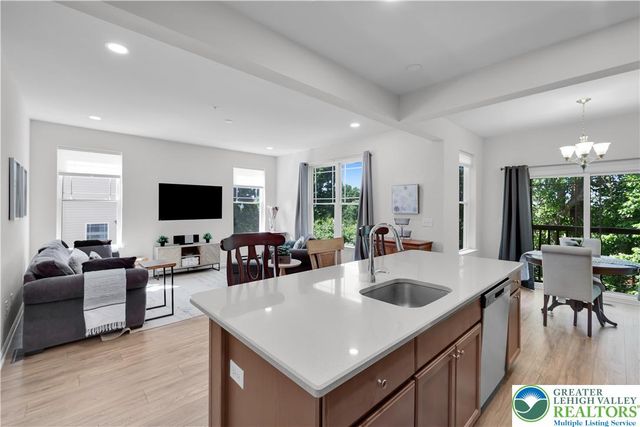 4462 Benjamin Court, Upper Milford Twp, PA 18049