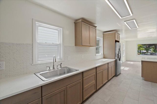 7205 41 STREET, Kenosha, WI 53142