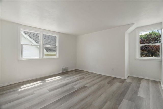 7205 41 STREET, Kenosha, WI 53142