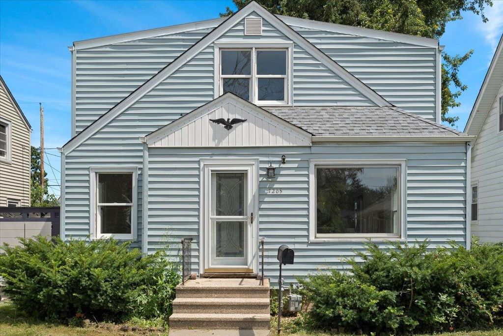 7205 41 STREET, Kenosha, WI 53142