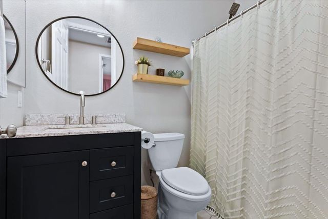 10065 Waterfield Dr, Elk Grove, CA 95757