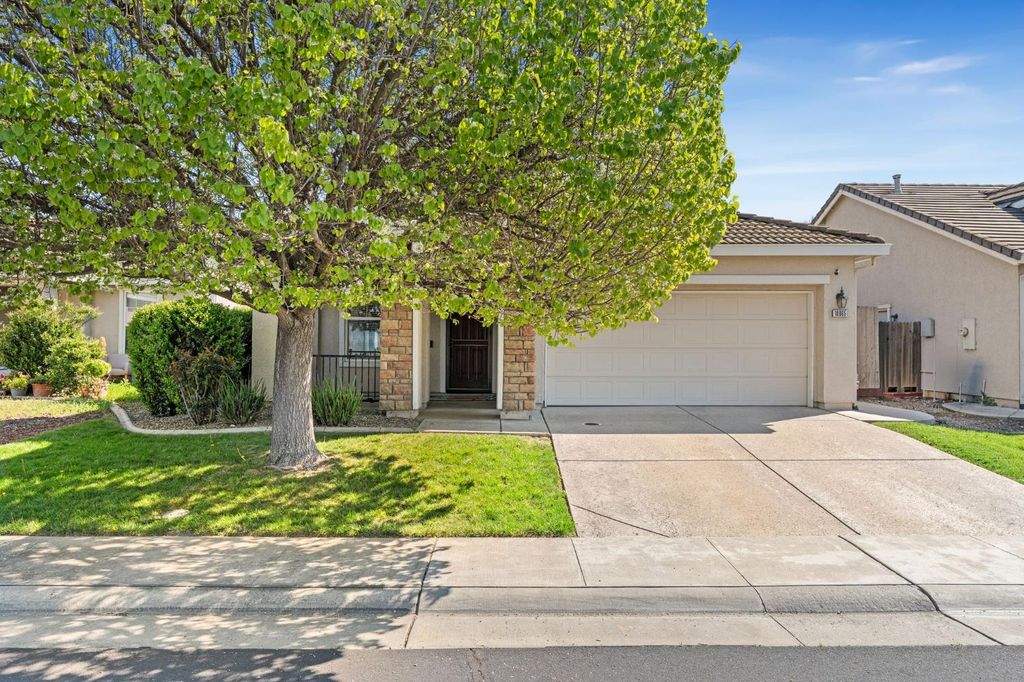10065 Waterfield Dr, Elk Grove, CA 95757