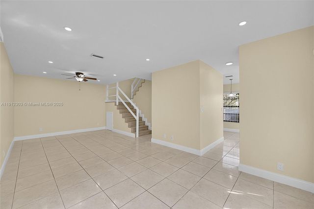 2532 SE Coral Springs Dr 2532, Coral Springs, FL 33065