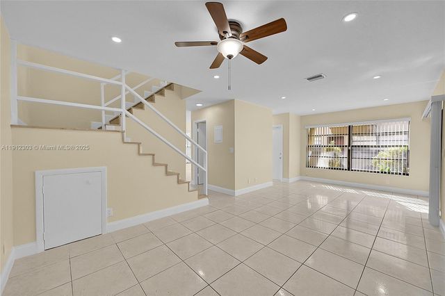 2532 SE Coral Springs Dr 2532, Coral Springs, FL 33065