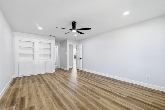 5644 Meadows Way, North Richland Hills, TX 76180