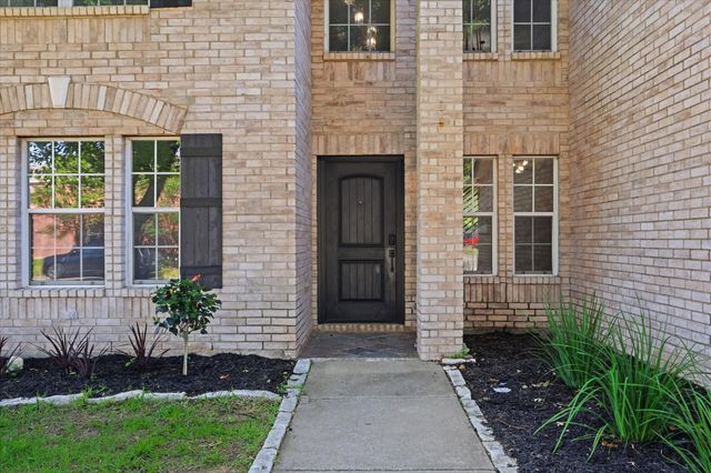5644 Meadows Way, North Richland Hills, TX 76180
