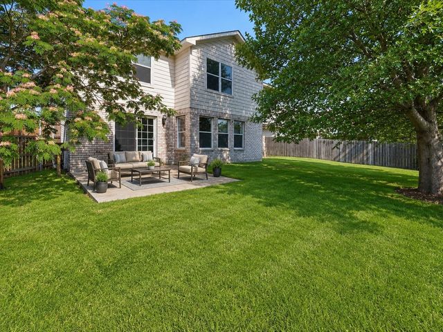 5644 Meadows Way, North Richland Hills, TX 76180