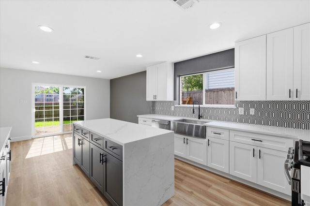 5644 Meadows Way, North Richland Hills, TX 76180