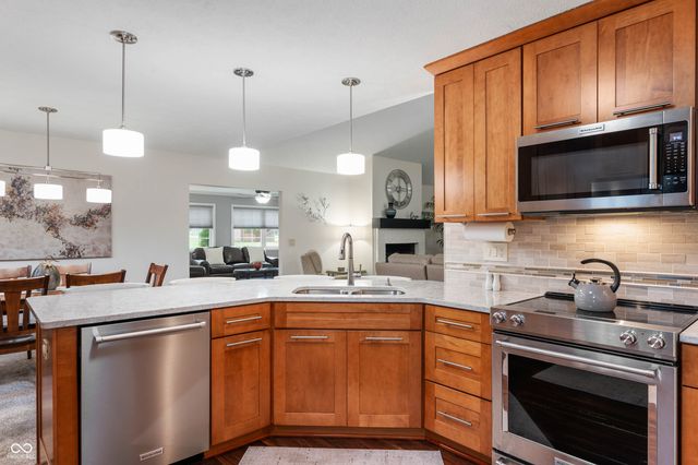 1227 Pendle Hill Avenue, Pendleton, IN 46064