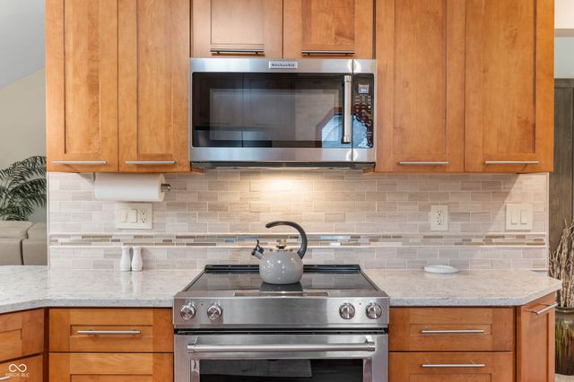 1227 Pendle Hill Avenue, Pendleton, IN 46064