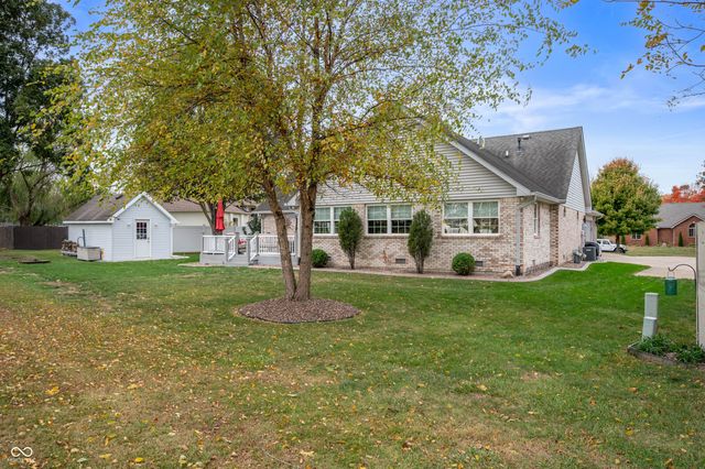 1227 Pendle Hill Avenue, Pendleton, IN 46064
