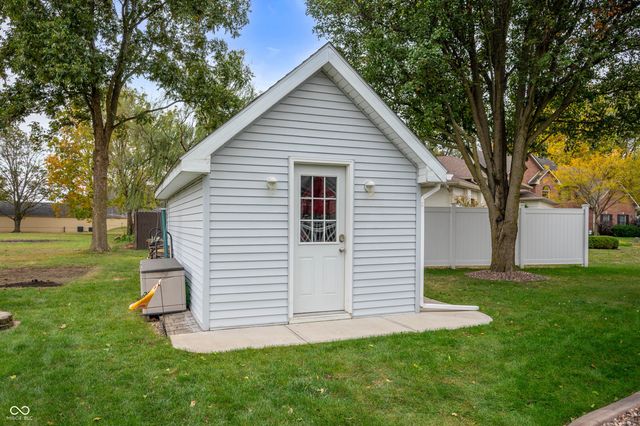 1227 Pendle Hill Avenue, Pendleton, IN 46064