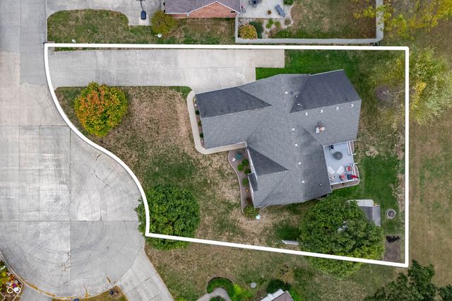 1227 Pendle Hill Avenue, Pendleton, IN 46064