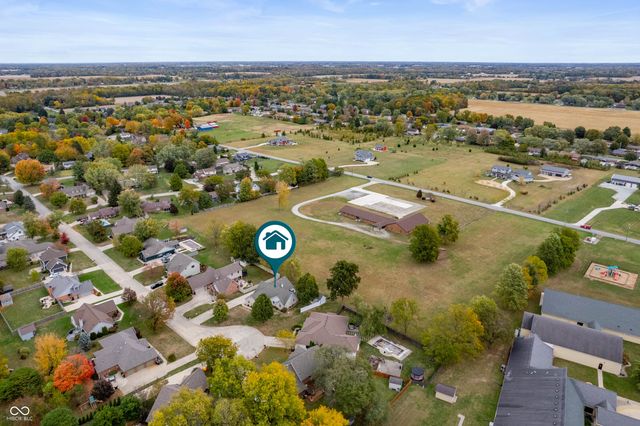 1227 Pendle Hill Avenue, Pendleton, IN 46064