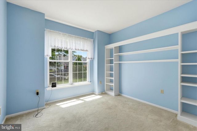 23 JUMPING BROOK LA, Barnegat, NJ 08005