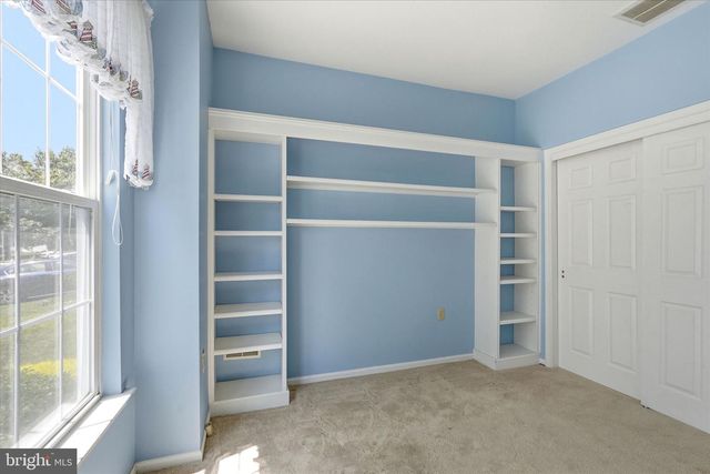 23 JUMPING BROOK LA, Barnegat, NJ 08005