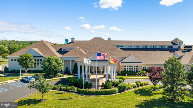 23 JUMPING BROOK LA, Barnegat, NJ 08005