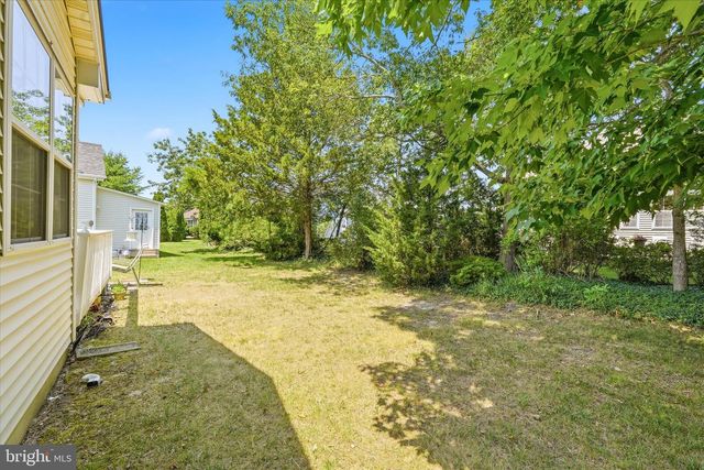 23 JUMPING BROOK LA, Barnegat, NJ 08005