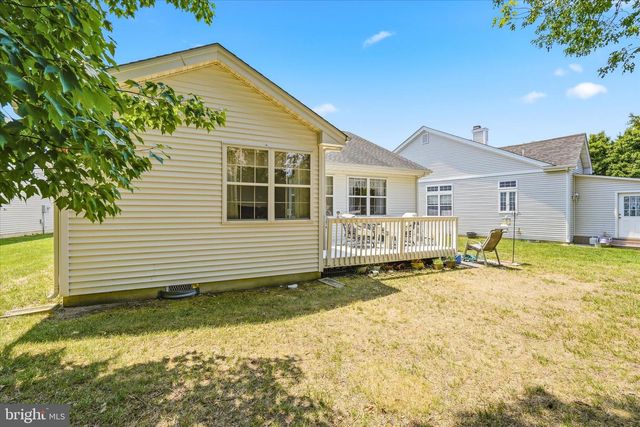 23 JUMPING BROOK LA, Barnegat, NJ 08005