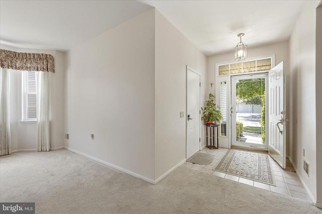 23 JUMPING BROOK LA, Barnegat, NJ 08005