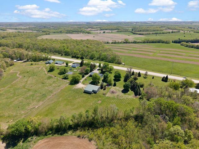 14308 W HIGHWAY 81, Brodhead, WI 53520