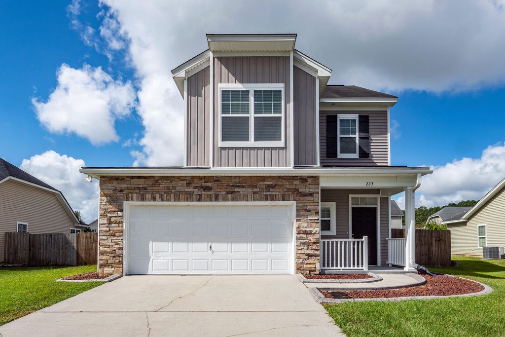 223 Market Hall Street, Moncks Corner, SC 29461