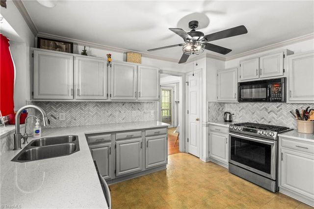 17 Spring Oak Court, Greensboro, NC 27410