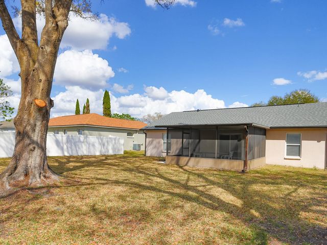 8150 E OAKHURST BOULEVARD, Lakeland, FL 33810