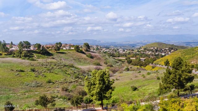 3671 Mapleknoll Place, Thousand Oaks, CA 91362