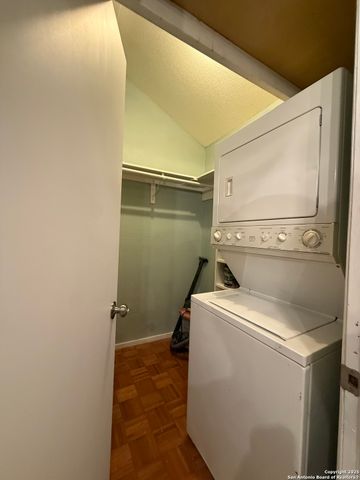 423 W Craig Pl Apt 4, San Antonio, TX 78212