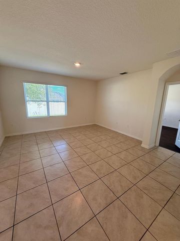 606 TORTUGAS STREET, Haines City, FL 33844