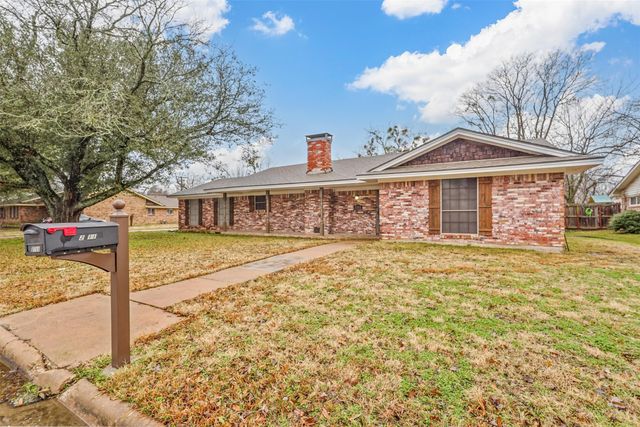 2711 Marshall Street, Commerce, TX 75428