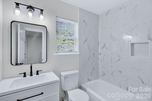 3034 Tom Savage Drive, Harrisburg, NC 28075