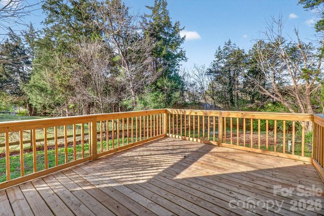 3034 Tom Savage Drive, Harrisburg, NC 28075