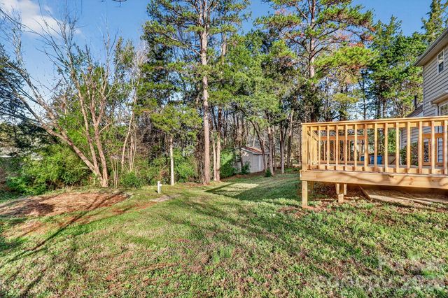 3034 Tom Savage Drive, Harrisburg, NC 28075