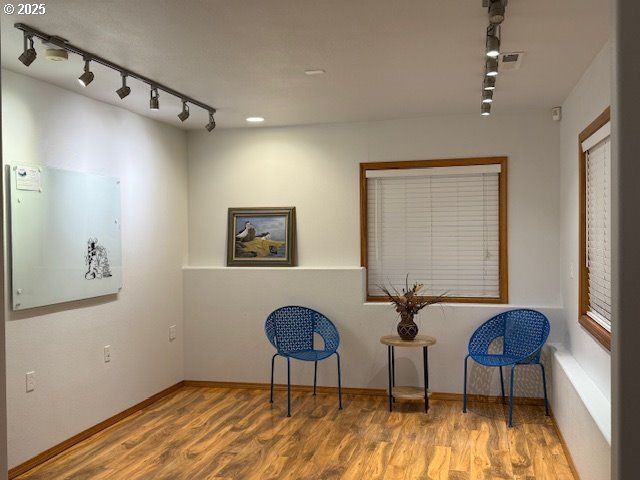 760 Sw RANGE Dr, Waldport, OR 97394