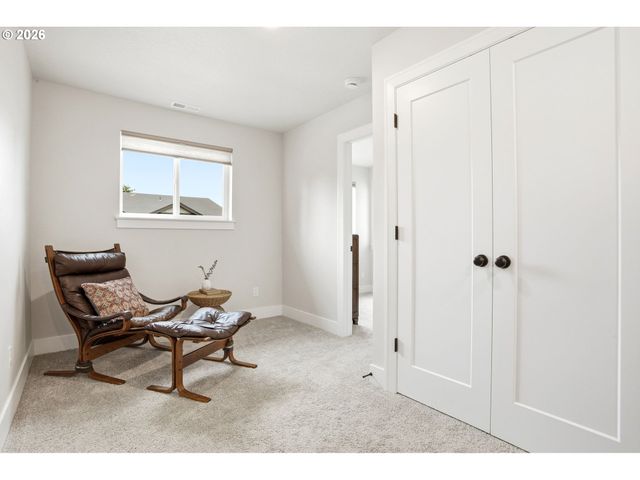 14005 Se MAYBROOK Ln, Milwaukie, OR 97222