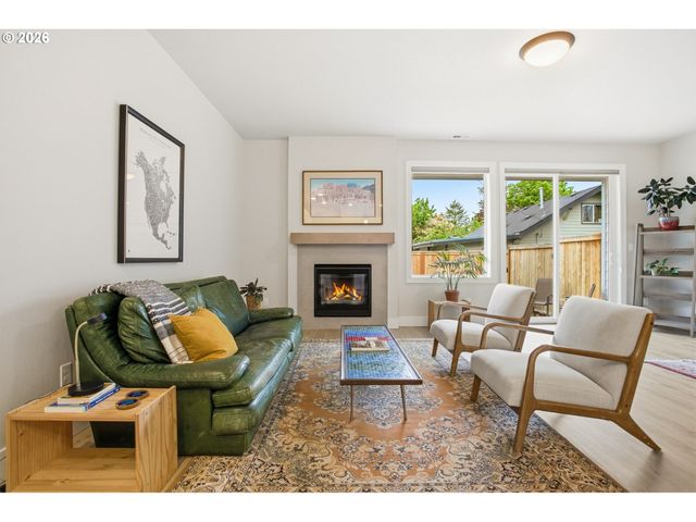 14005 Se MAYBROOK Ln, Milwaukie, OR 97222