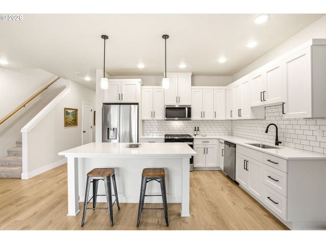14005 Se MAYBROOK Ln, Milwaukie, OR 97222