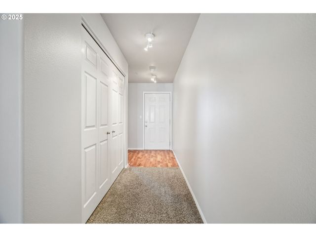 15320 Nw CENTRAL Dr 317, Portland, OR 97229