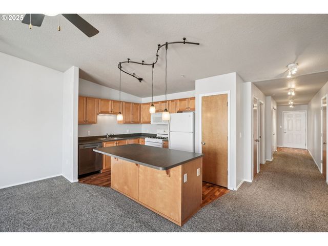 15320 Nw CENTRAL Dr 317, Portland, OR 97229